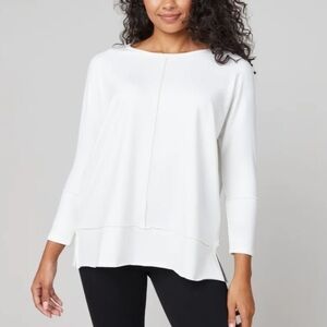 Spanx- White Quarter Sleeve Doloman stretch Top